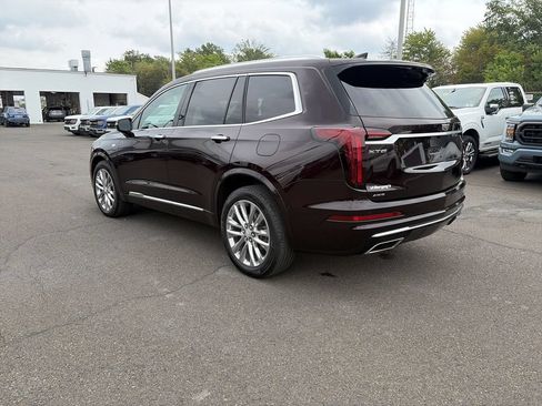 Used 2021 Cadillac XT6 Premium Luxury AWD/4WD image 3