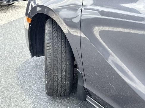 Used 2024 Honda Odyssey Touring image 43