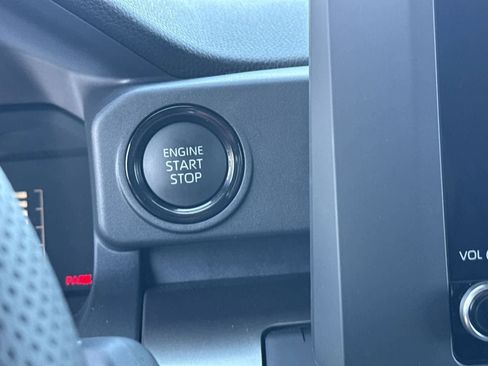 Used 2025 Toyota Tacoma SR5 image 24