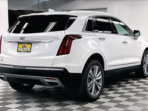 Used 2025 Cadillac XT5 Premium Luxury FWD image 13