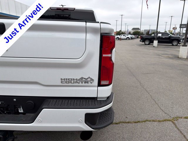 Used 2024 Chevrolet Silverado 2500 High Country AWD/4WD image 24