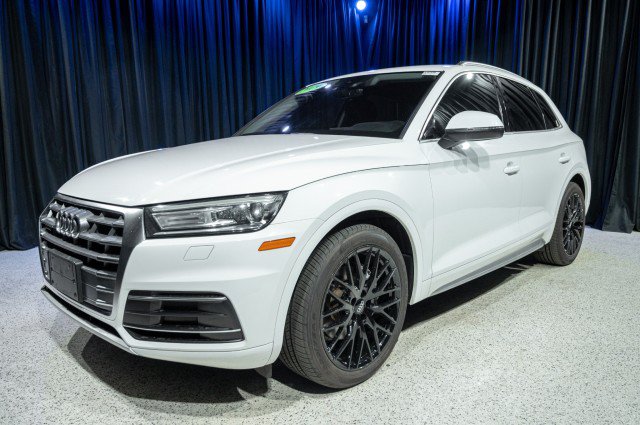 Used 2019 Audi Q5 2.0T Premium w/ Convenience Package AWD/4WD image 1