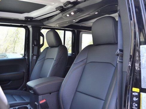 New 2025 Jeep Wrangler Sahara image 15