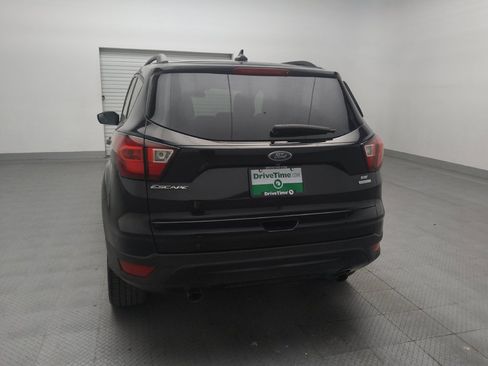 Used 2019 Ford Escape SE FWD image 6