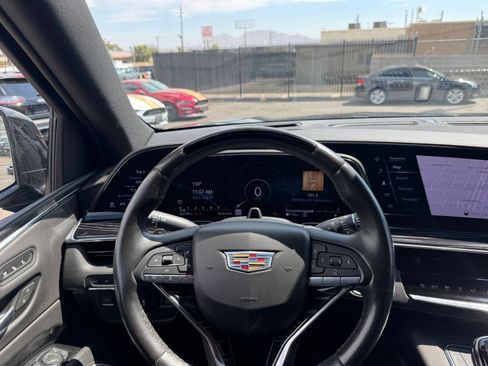 Used 2023 Cadillac Escalade ESV Sport AWD/4WD image 38