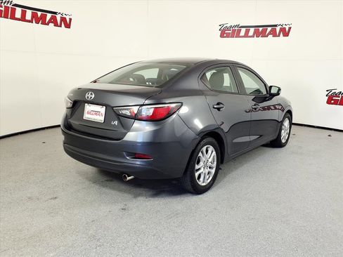 Used 2016 Scion iA image 6