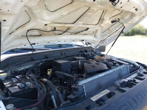 Used 2011 Ford F350 XL w/ Camper Pkg image 32