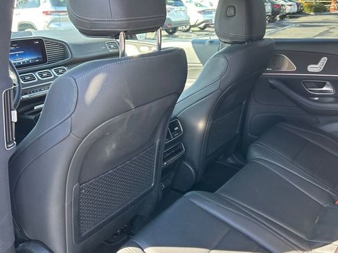 Used 2025 Mercedes-Benz GLS 450 4MATIC image 15