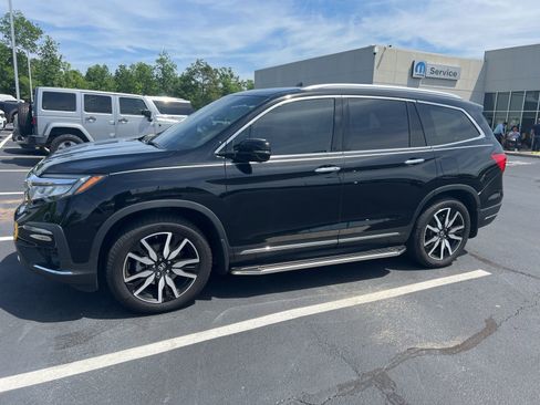 Used 2021 Honda Pilot Elite image 3