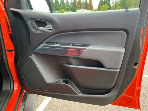 Used 2021 Chevrolet Colorado Z71 w/ LPO, Power Package image 14