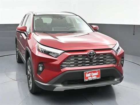 Certified 2025 Toyota RAV4 Limited w/ Advanced Technology Package AWD/4WD image 3