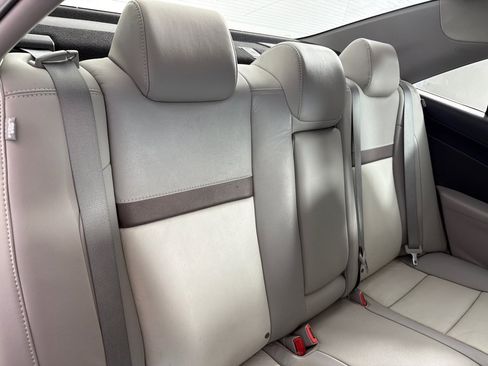 Used 2014 Toyota Camry XLE w/ Leather Package FWD image 22
