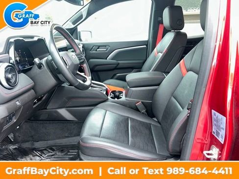 Used 2023 Chevrolet Colorado Z71 w/ Z71 Convenience Package 2 image 9