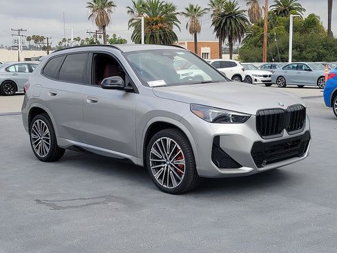 New 2026 BMW X1 xDrive28i w/ M Sport Package AWD/4WD image 4