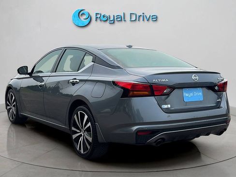 Used 2020 Nissan Altima 2.5 Platinum AWD/4WD image 4
