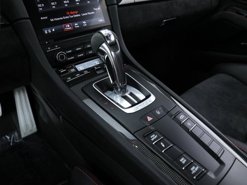 Used 2018 Porsche 911 GT2 RS image 30