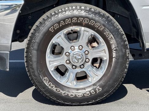 Used 2024 RAM 2500 Big Horn AWD/4WD image 15