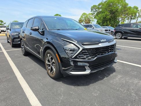 Certified 2024 Kia Sportage EX FWD image 2