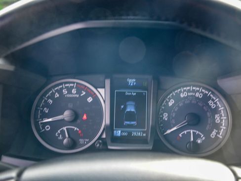 Certified 2023 Toyota Tacoma TRD Off-Road image 29