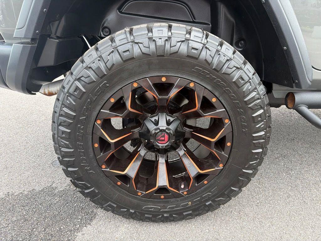Used 2019 Jeep Wrangler Unlimited Rubicon AWD/4WD image 13