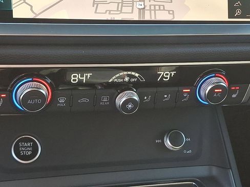 Certified 2025 Audi Q3 2.0T Premium Plus w/ Premium Plus Package image 16