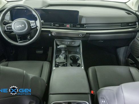 Used 2026 Kia Carnival SX Prestige FWD image 31