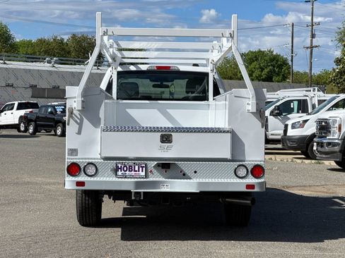 New 2026 Ford F250 XL w/ XL Chrome Package image 4