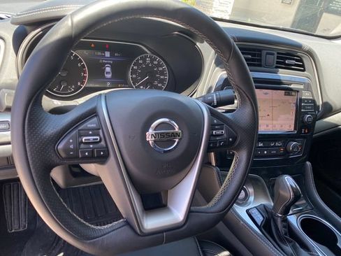 Used 2021 Nissan Maxima 3.5 SV w/ Floor Mat Group FWD image 13