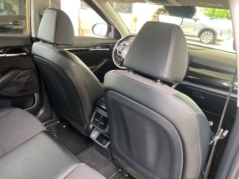 Used 2024 Kia Seltos S AWD/4WD image 14
