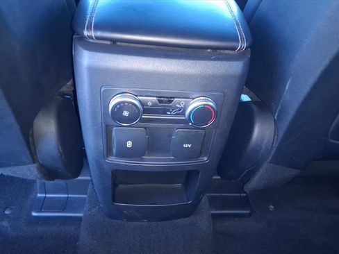 Used 2020 Ford Explorer XLT w/ Equipment Group 202A image 25