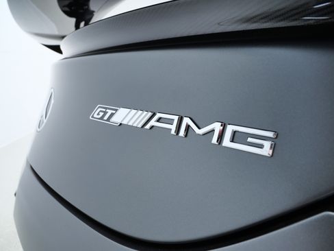 Used 2015 Mercedes-Benz SLS AMG GT Final Edition image 6