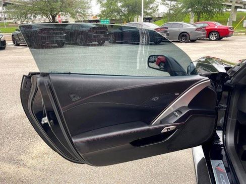 Used 2016 Chevrolet Corvette Z06 RWD image 23