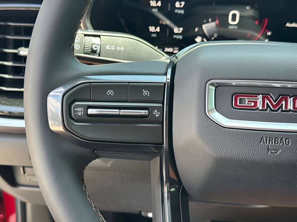 New 2026 GMC Canyon AT4 AWD/4WD image 13
