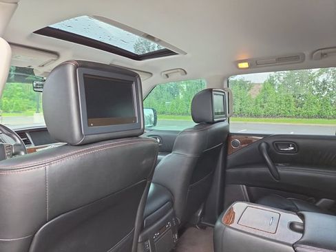 Used 2018 Nissan Armada Platinum w/ Captain Seat Package RWD image 27
