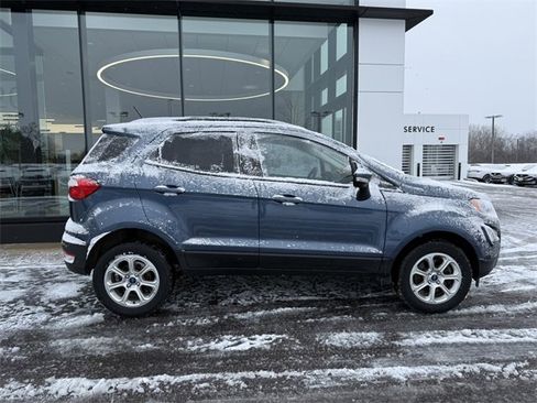 Used 2022 Ford EcoSport SE w/ SE Convenience Package image 2