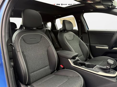 New 2025 Kia K4 GT-Line w/ GT-Line Sunroof Package image 16