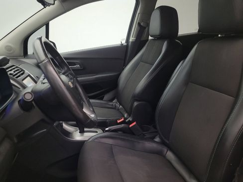 Used 2016 Chevrolet Trax LT w/ LT Convenience Package FWD image 17