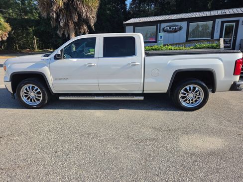 Used 2014 GMC Sierra 1500 SLE w/ SLE Value Package AWD/4WD image 8