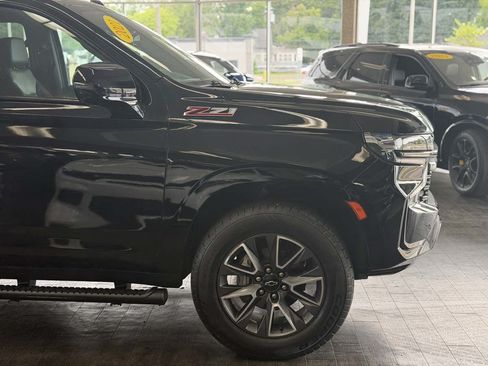 Used 2021 Chevrolet Tahoe Z71 w/ Z71 Signature Package AWD/4WD image 5
