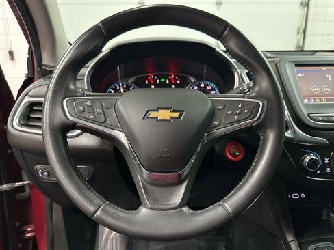 Used 2019 Chevrolet Equinox LT image 14