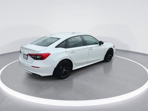 Used 2023 Honda Civic Sport image 15