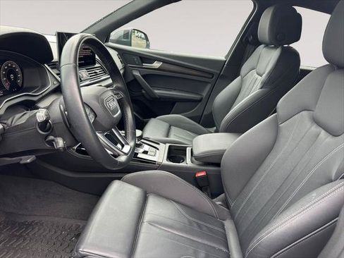 Certified 2022 Audi Q5 2.0T Premium Plus AWD/4WD image 9