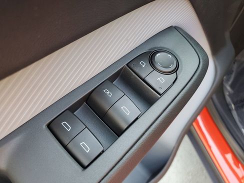 New 2027 Chevrolet Bolt RS w/ Technology Package FWD image 20