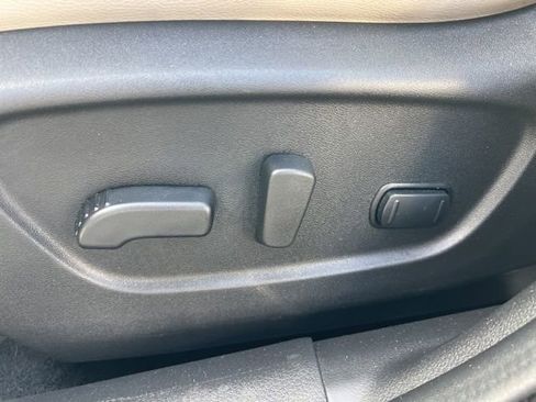 Used 2022 Nissan Rogue Sport SL w/ Premium Package image 31