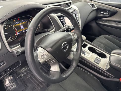 Used 2018 Nissan Murano SL AWD/4WD image 9