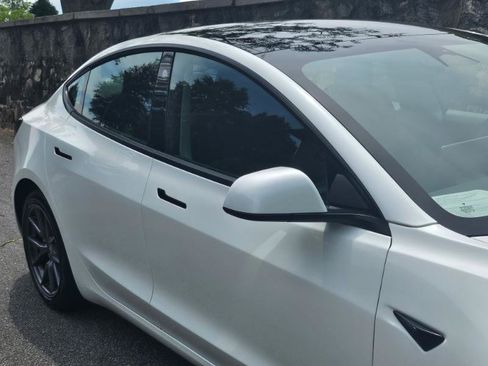 Used 2022 Tesla Model 3 RWD image 16