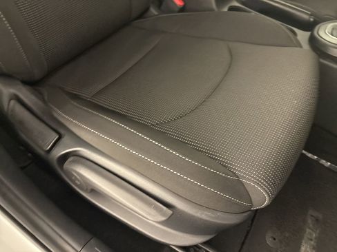 Used 2020 Kia Forte LXS image 27