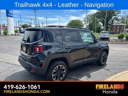 Used 2023 Jeep Renegade Trailhawk w/ Sun/Sound Group AWD/4WD image 5