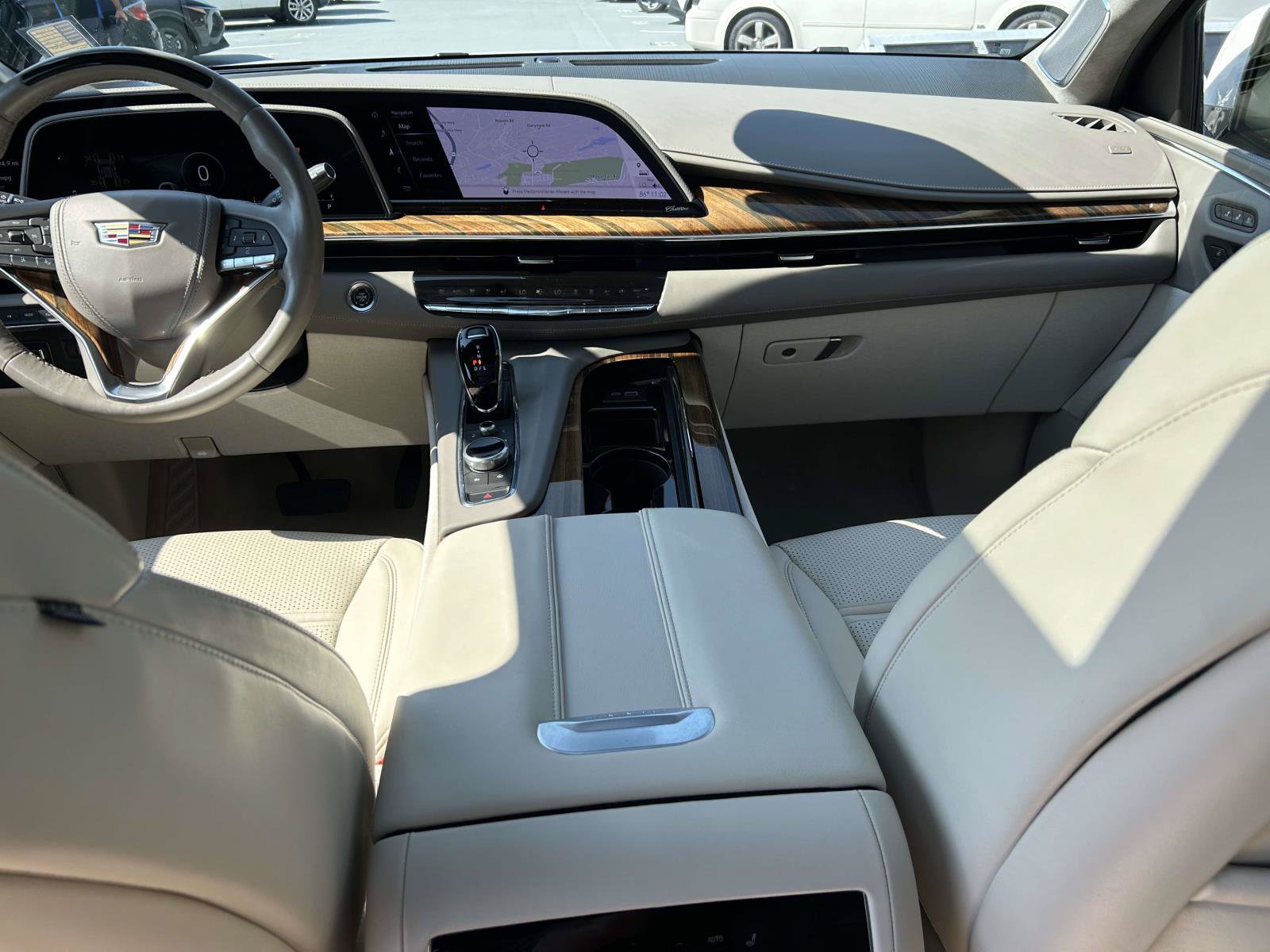 Certified 2023 Cadillac Escalade Sport Platinum w/ LPO, ONYX Package AWD/4WD image 16