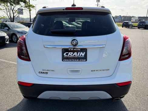 Used 2018 Buick Encore Essence FWD image 6
